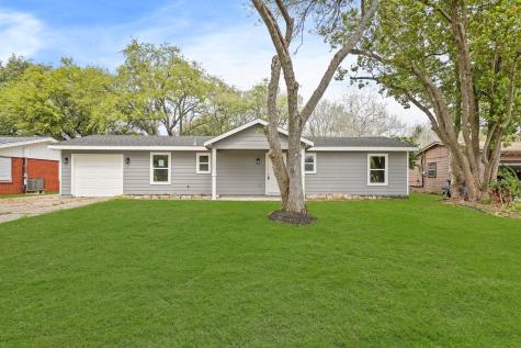 1042 19th Avenue N Texas City TX 77590