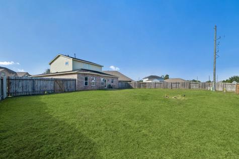 110 Country Crossing Circle Magnolia TX 77354