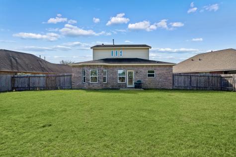 110 Country Crossing Circle Magnolia TX 77354