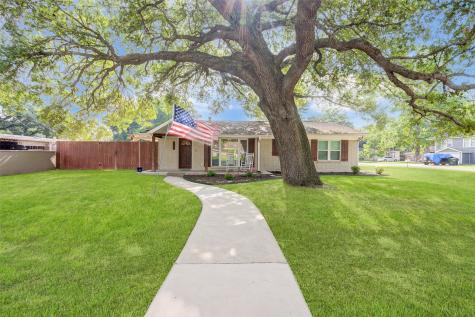 1902 Milam Street Columbus TX 78934