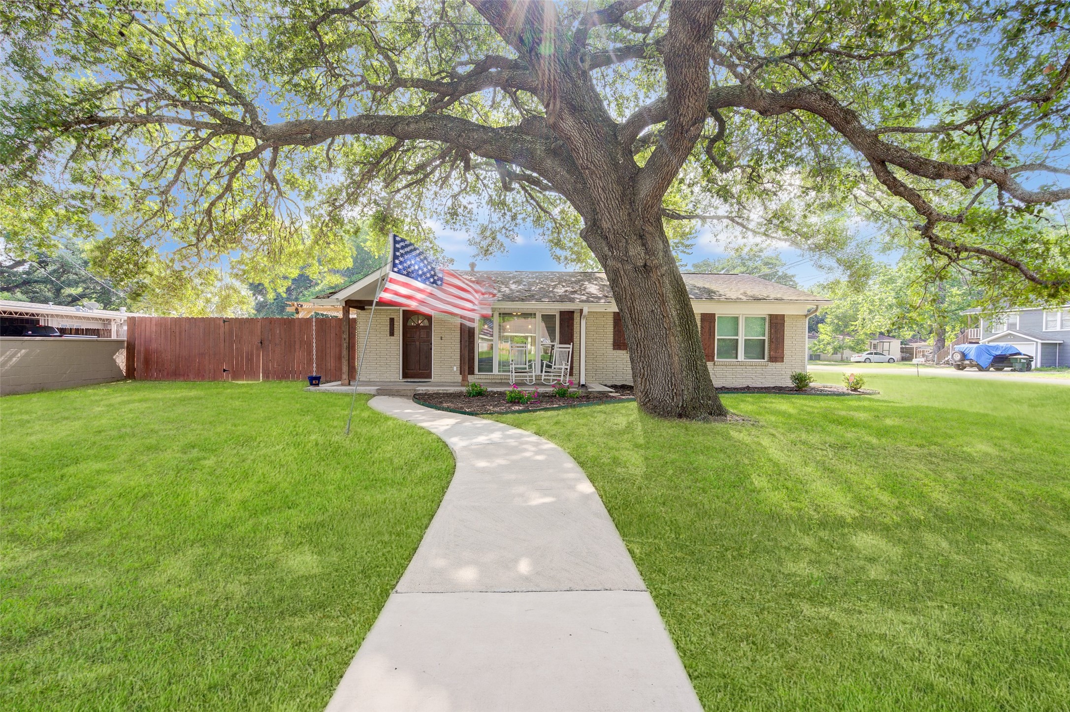 1902 Milam Street Columbus TX 78934