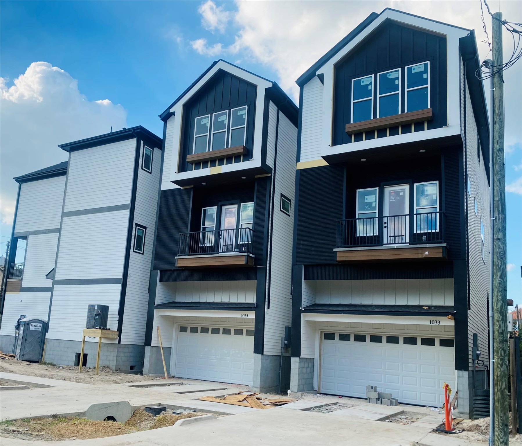1035 W 21st Street Houston TX 77008