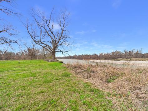 282-B Route 66 Livingston TX 77351