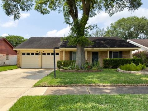 971 Richvale Lane Houston TX 77062