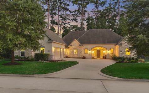 300 W Pines Drive Montgomery TX 77356