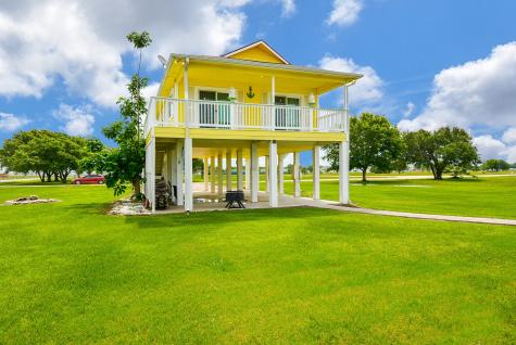 12 Arrowhead Drive Palacios TX 77465