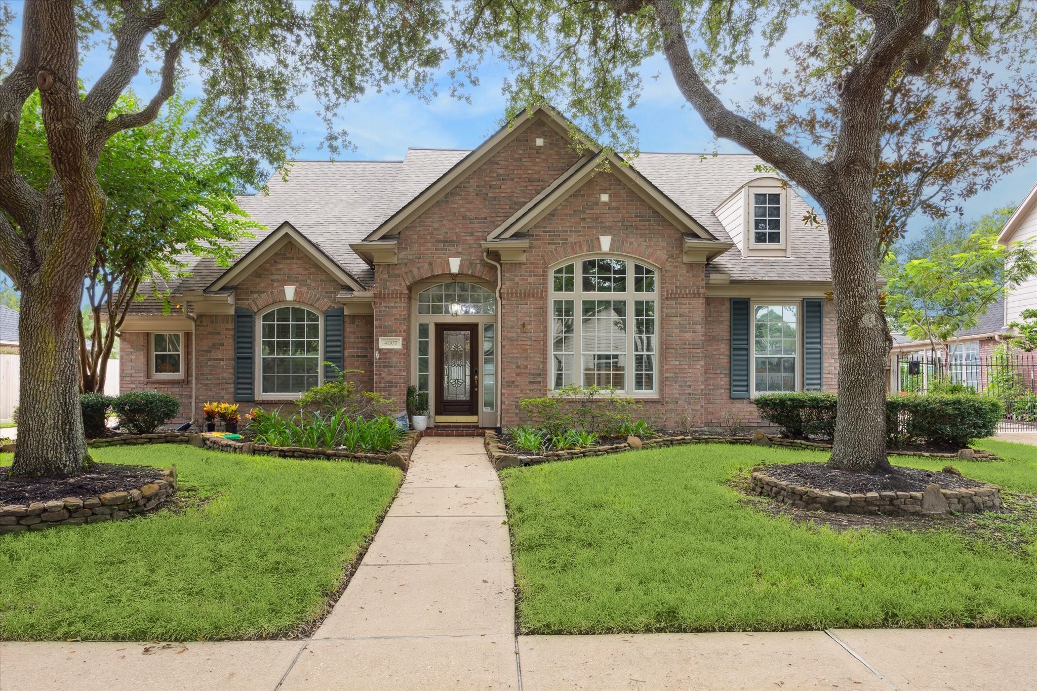 4007 Meadow Grove Trail Houston TX 77059