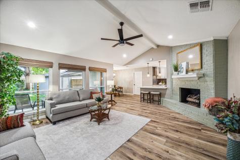 3719 Montvale Drive Houston TX 77059