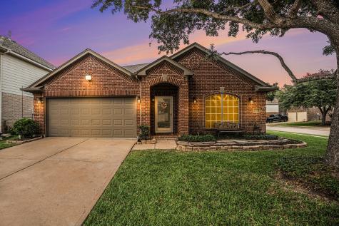 2202 Plum Square Court Fresno TX 77545