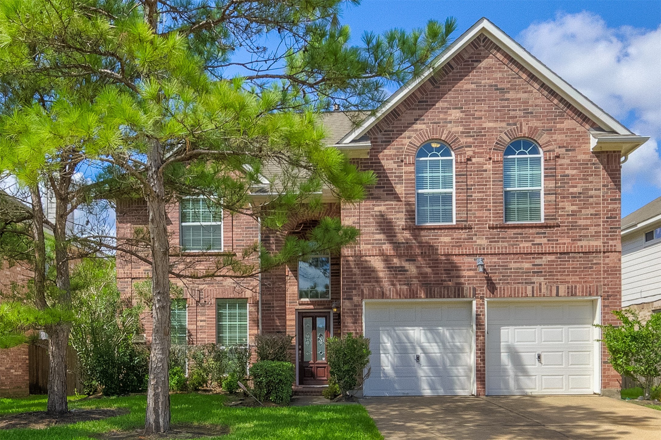 2218 Drake Falls Drive Pearland TX 77584