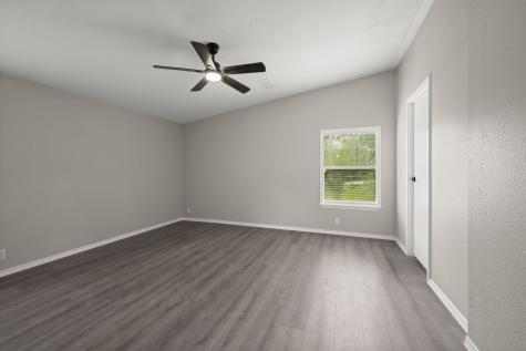 285 County Road 388 Cleveland TX 77328