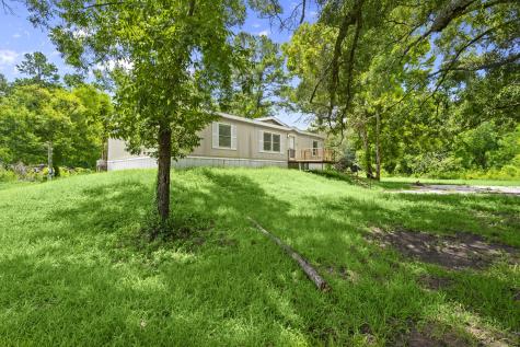 285 County Road 388 Cleveland TX 77328