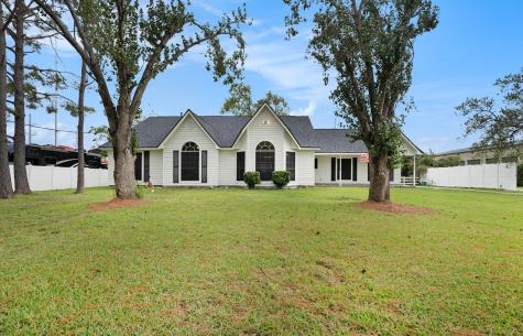 1471 Dickinson Avenue League City TX 77573