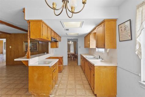 4016 State Highway 30 W Huntsville TX 77340