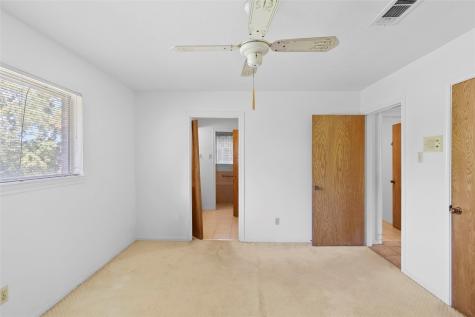 4016 State Highway 30 W Huntsville TX 77340