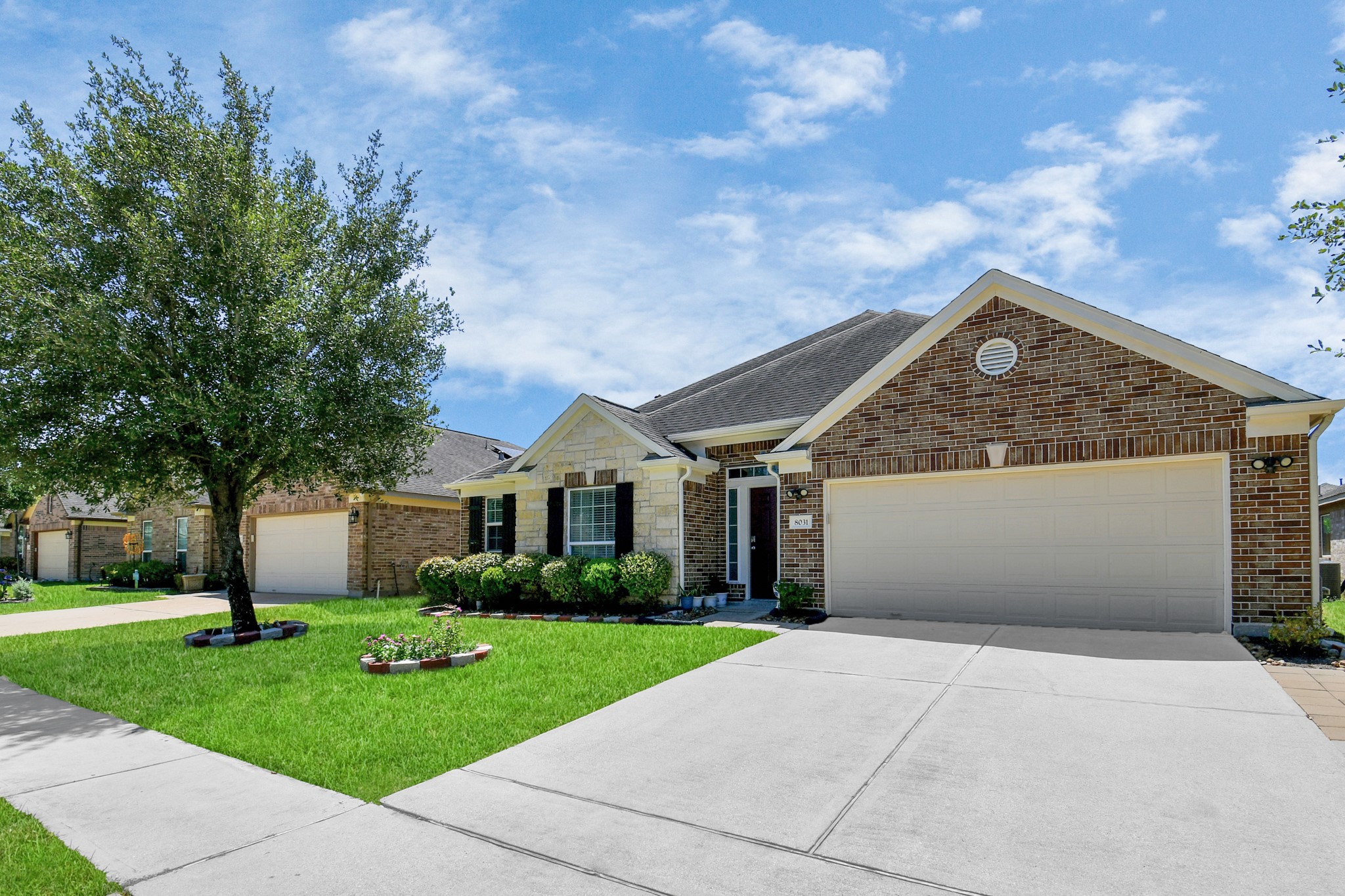 8031 Oahu Court Houston TX 77040