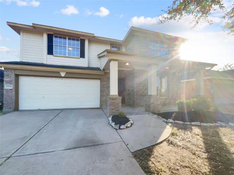 1906 Caldbeck Lane Fresno TX 77545