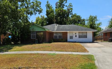 4310 Howcher Street Houston TX 77047