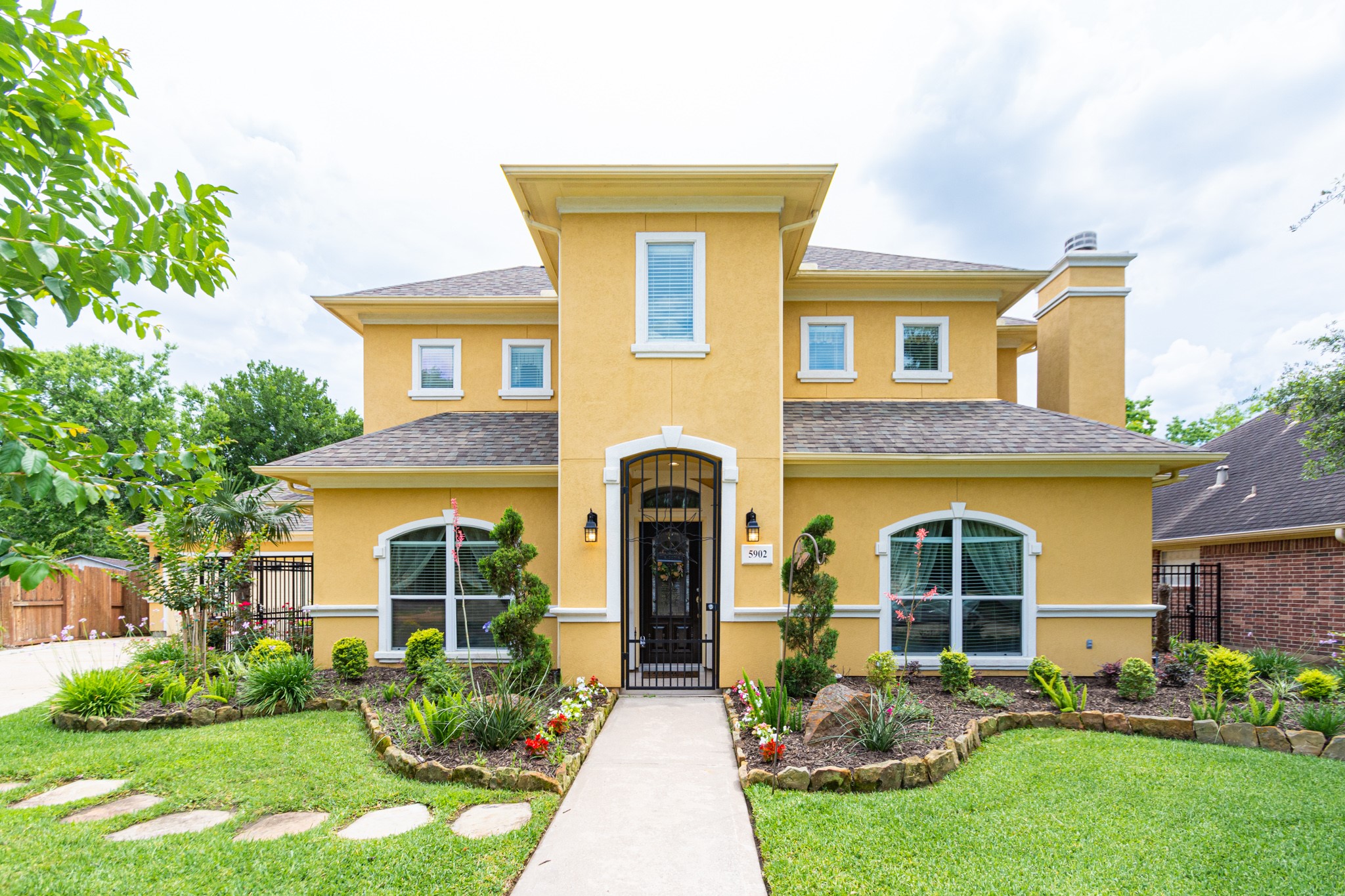 5902 Ruby Drive Pearland TX 77581