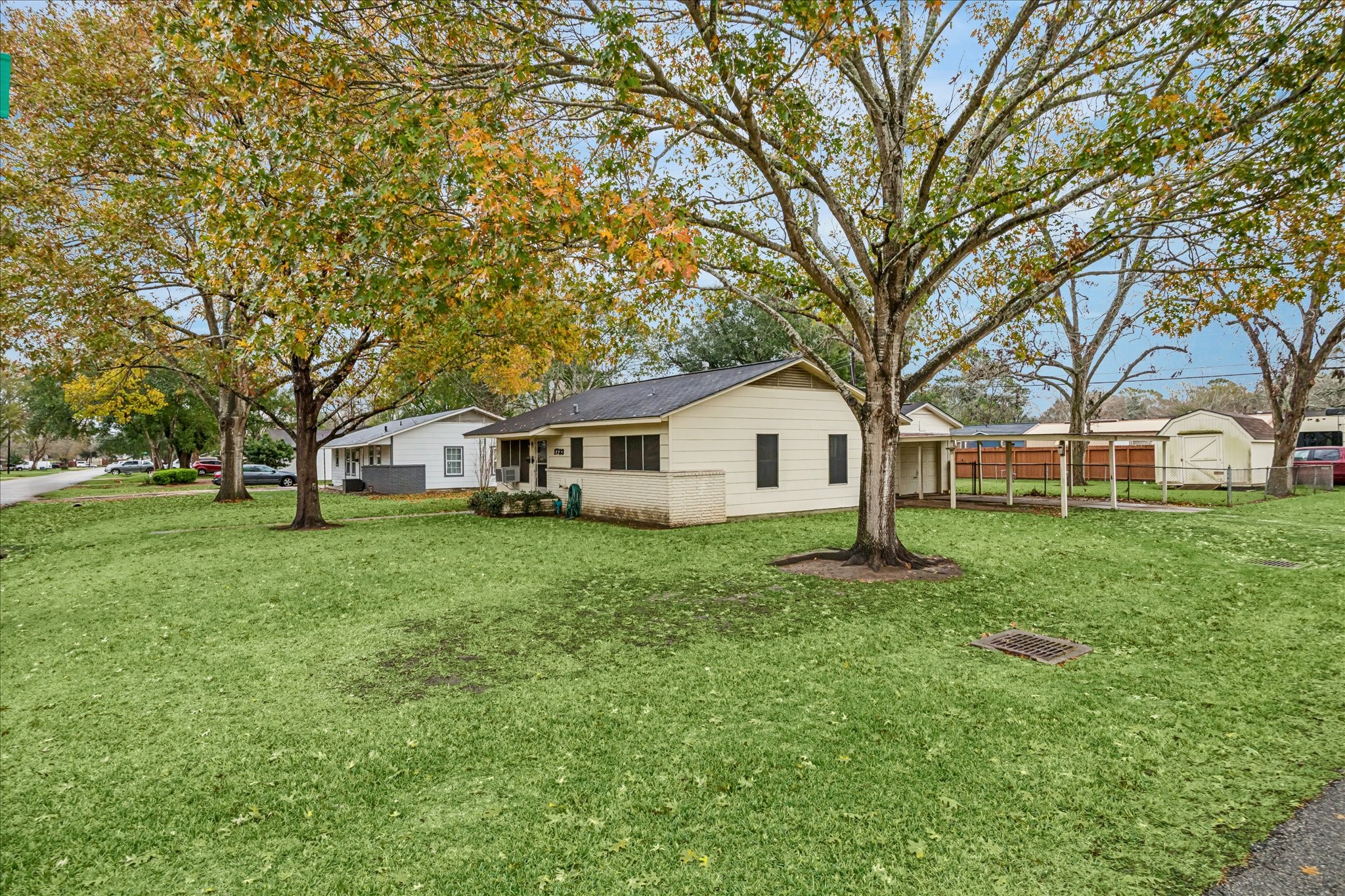 1733 Jones Street Rosenberg TX 77471