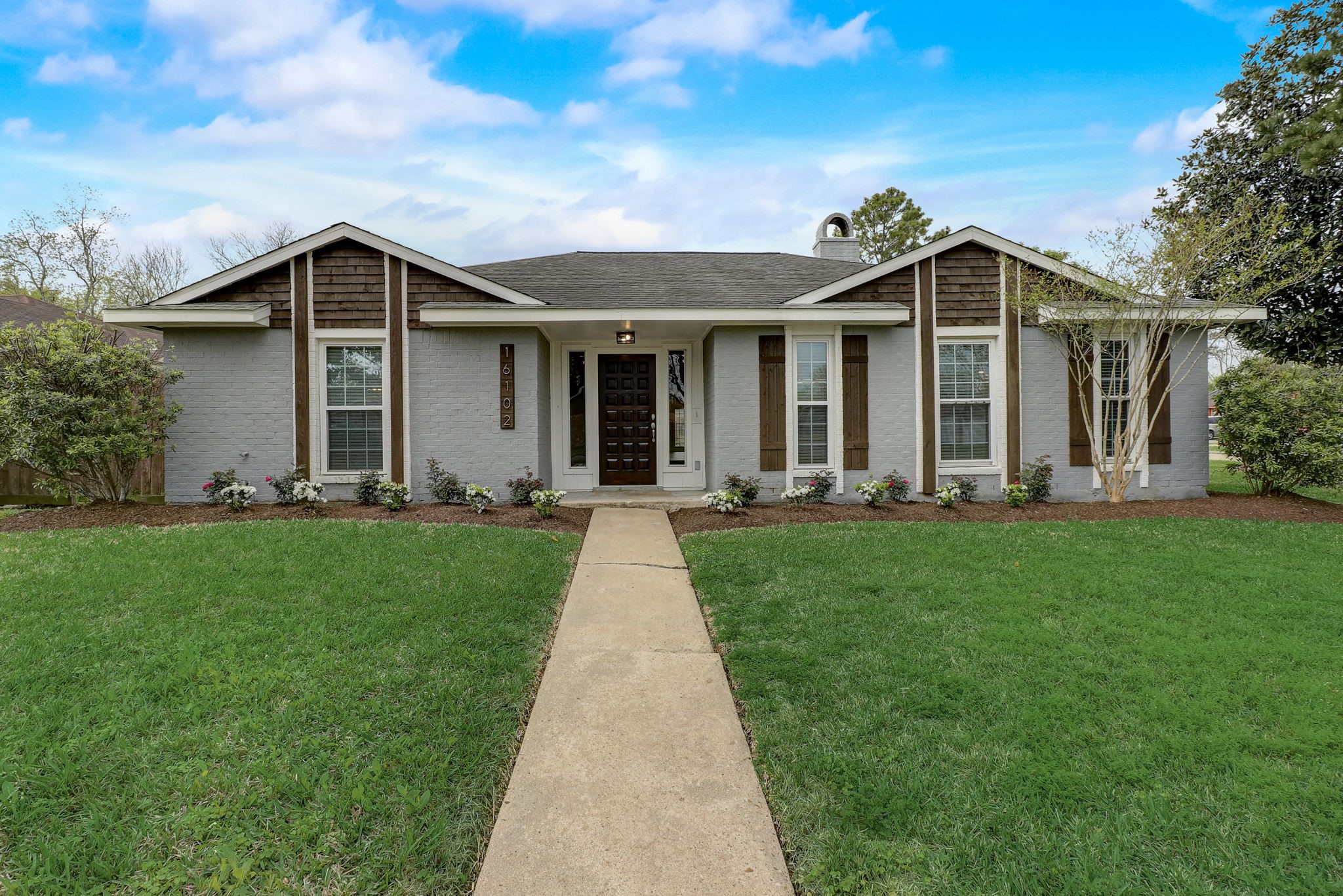 16102 Tibet Road Friendswood TX 77546