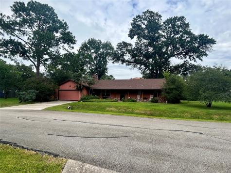 1314 Bridle Spur Lane Houston TX 77055