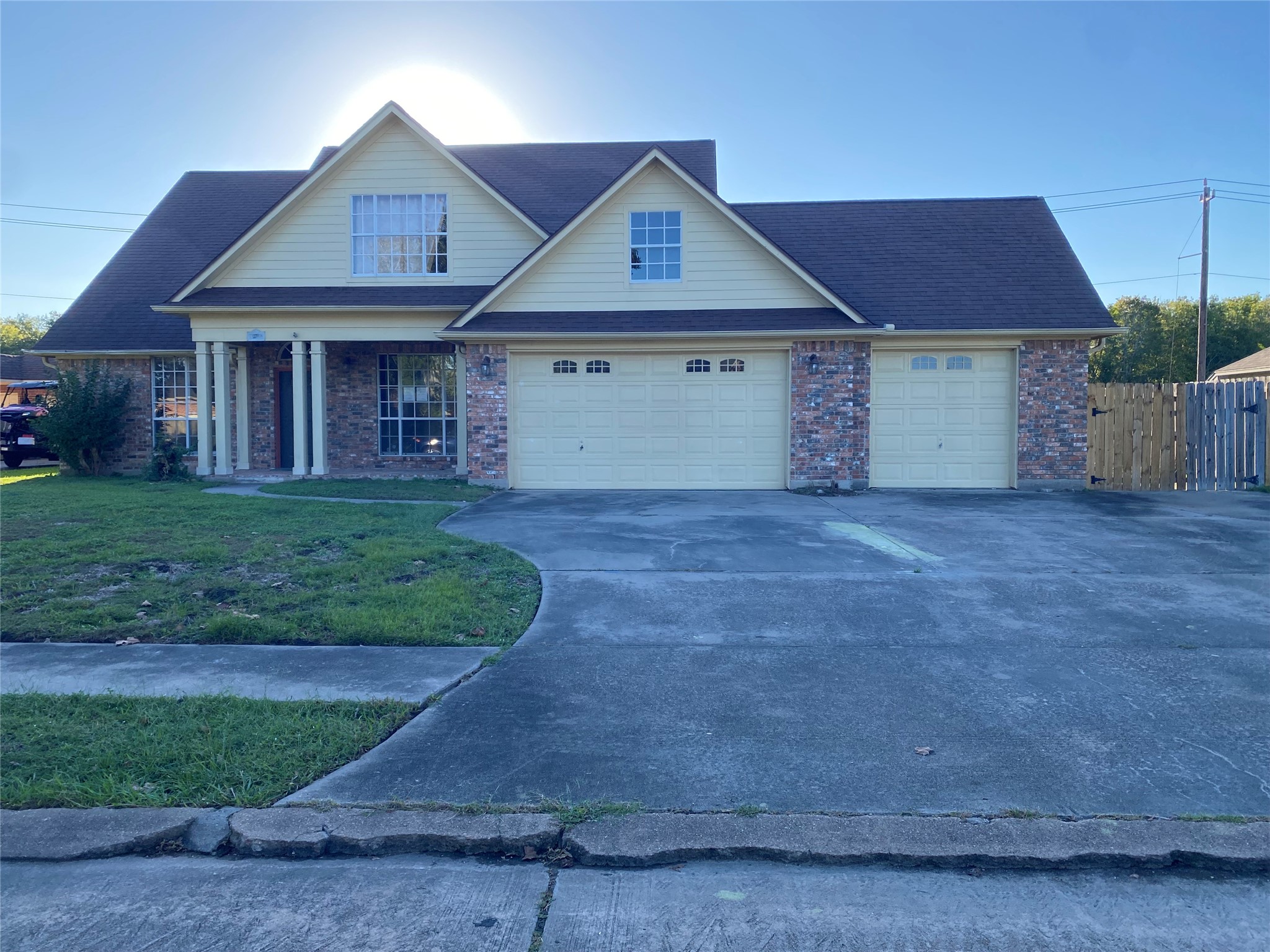 127 Indian Warrior Trail Lake Jackson TX 77566