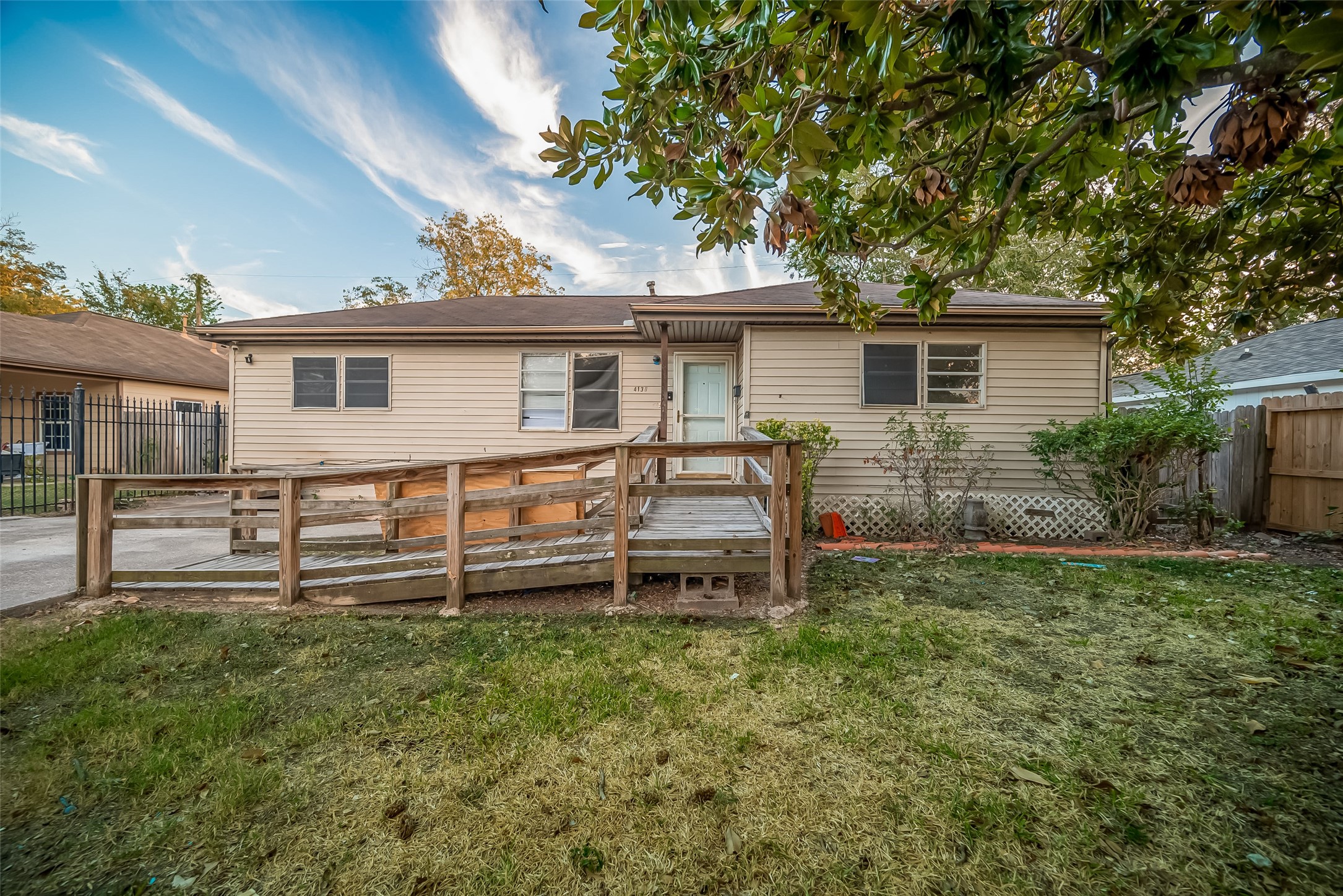 4138 Larkspur Street Houston TX 77051