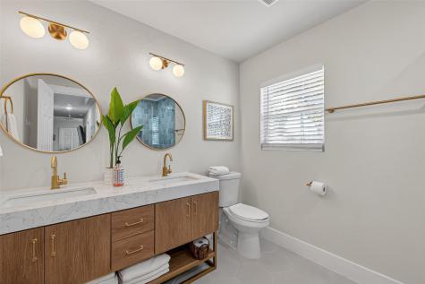 2320 43rd Street Galveston TX 77550