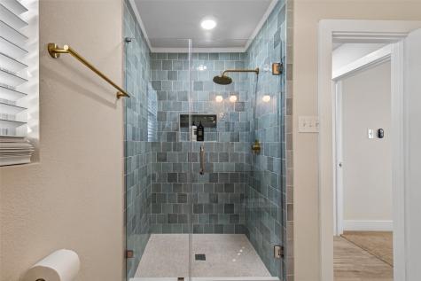 2320 43rd Street Galveston TX 77550