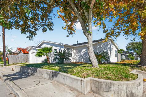2320 43rd Street Galveston TX 77550