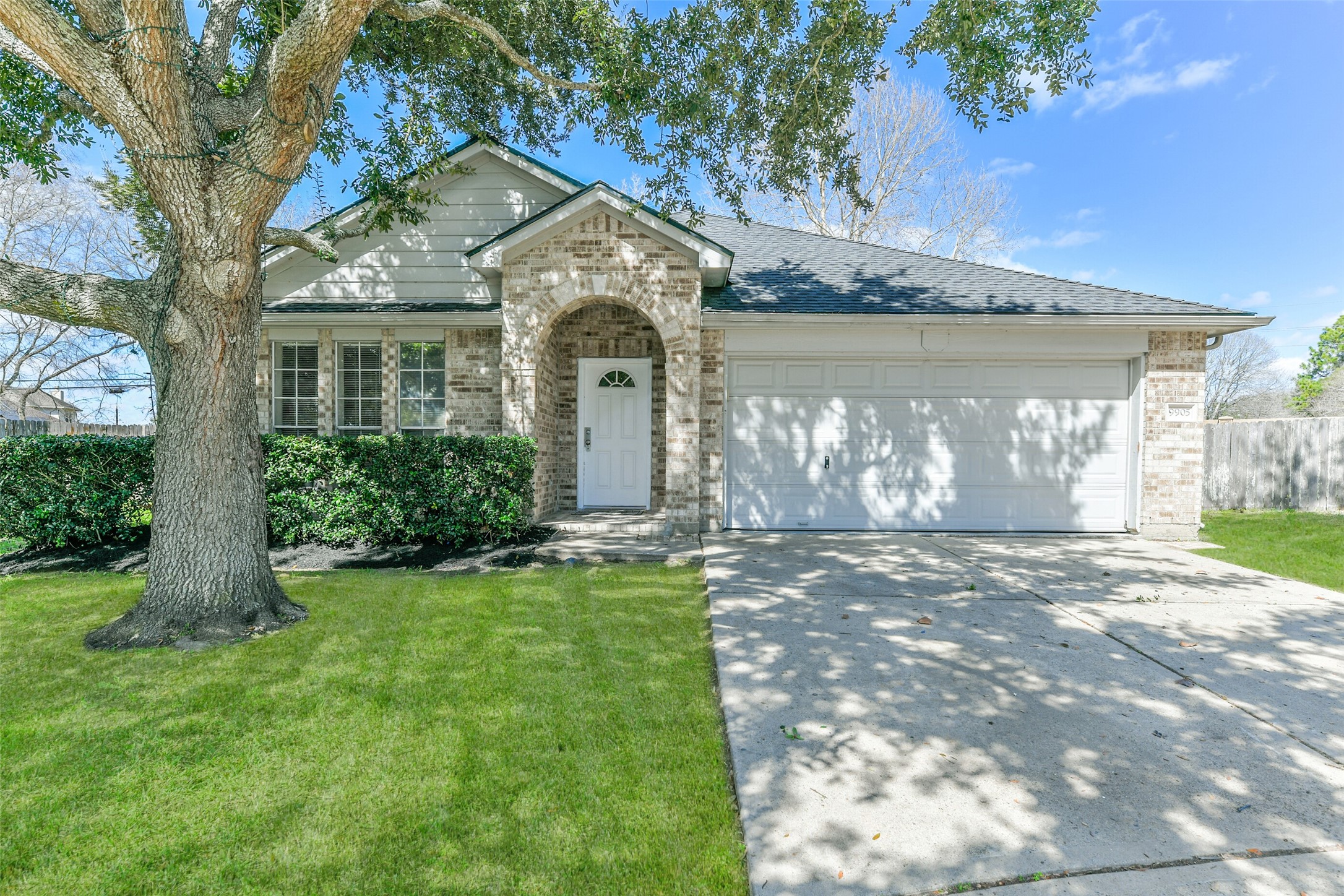 9905 Hallmark Lane Pearland TX 77584