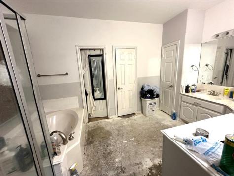 9918 Brilliant Lake Drive Humble TX 77396