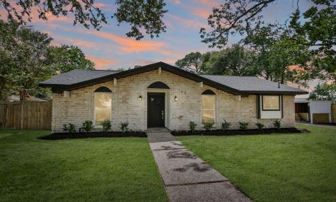 102 Burgundy Lane League City TX 77573