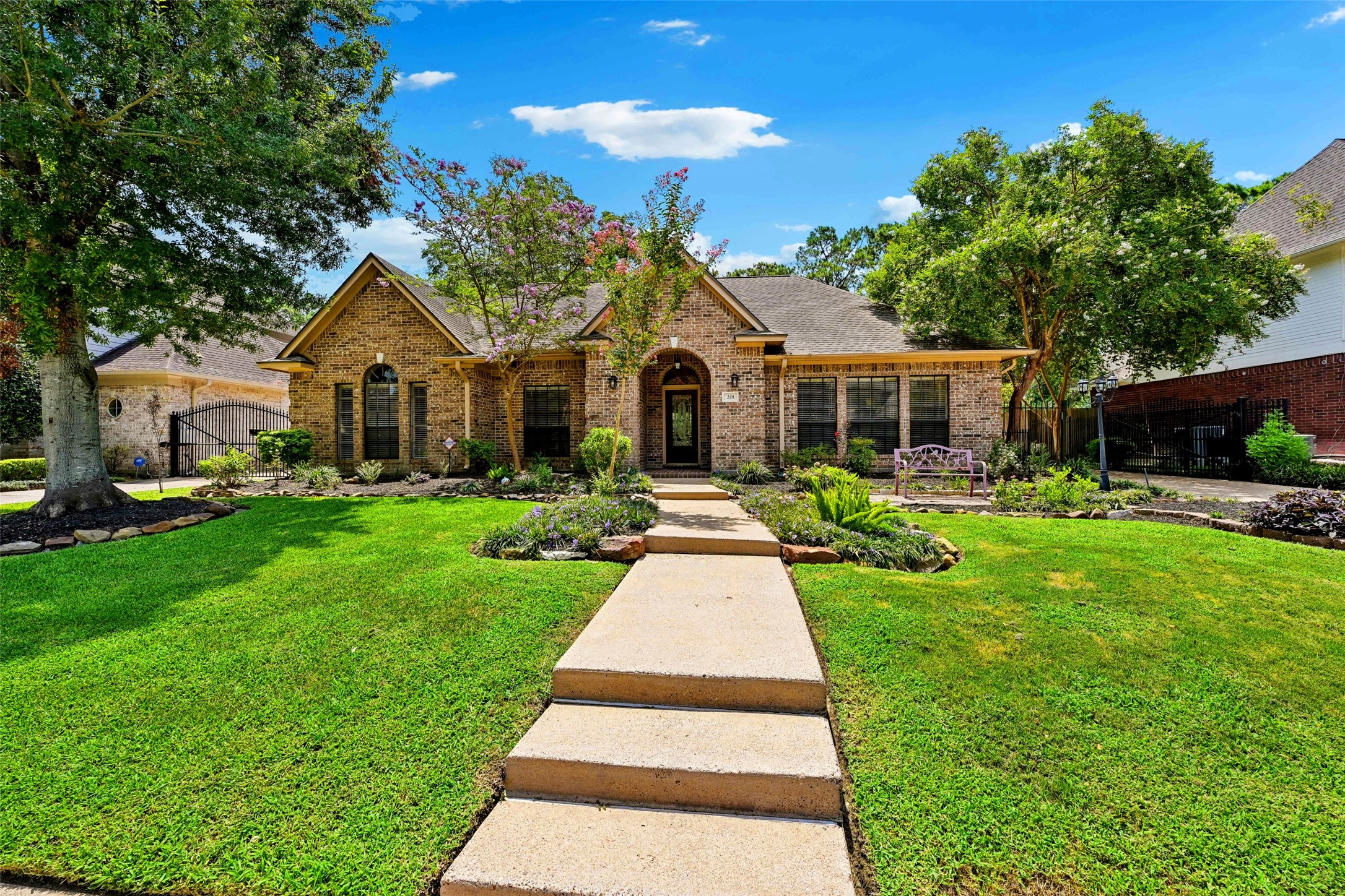 201 Creekside Drive League City TX 77573