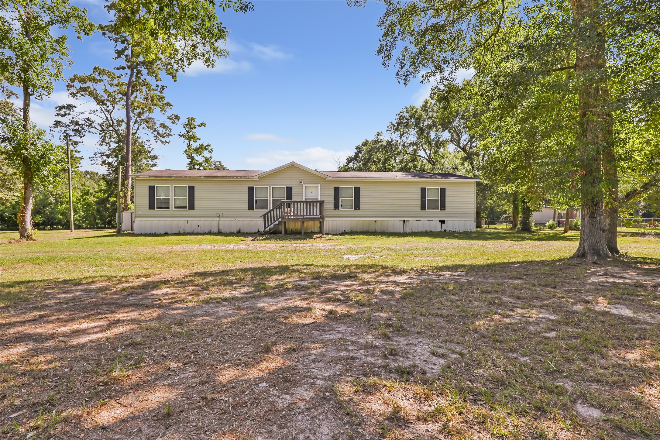 1693 County Road 6763 Dayton TX 77535