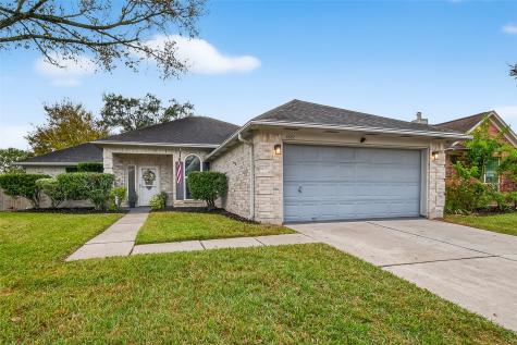 4622 Ten Sleep Lane Friendswood TX 77546