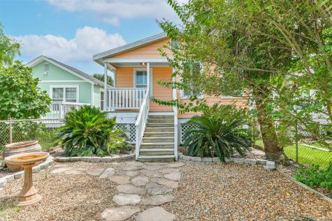 5413 Avenue Q Galveston TX 77551