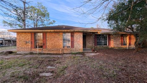 748 County Road 296d Alvin TX 77511