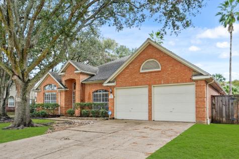 6723 Flowermound Drive Sugar Land TX 77479
