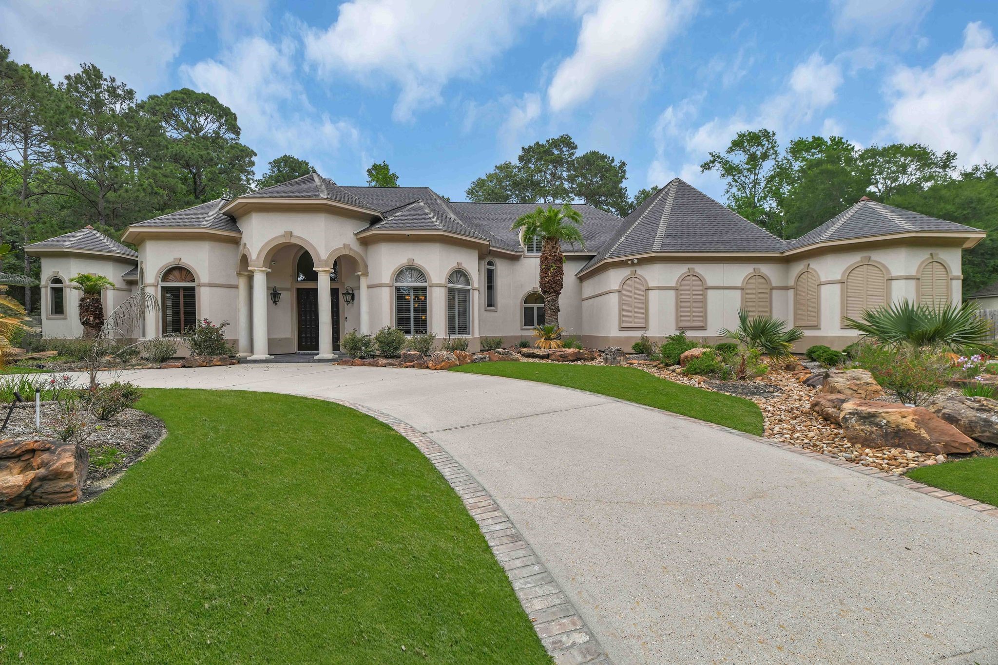 1430 Sheltering Oaks Lane Kingwood TX 77345