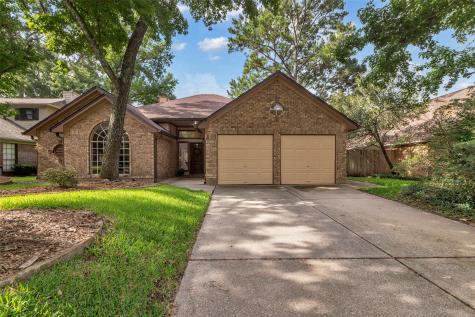 5015 Shady Maple Drive Kingwood TX 77339