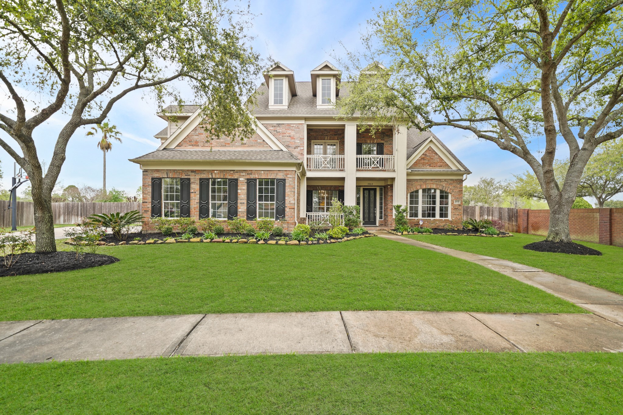 2702 Sabine Court Pearland TX 77584