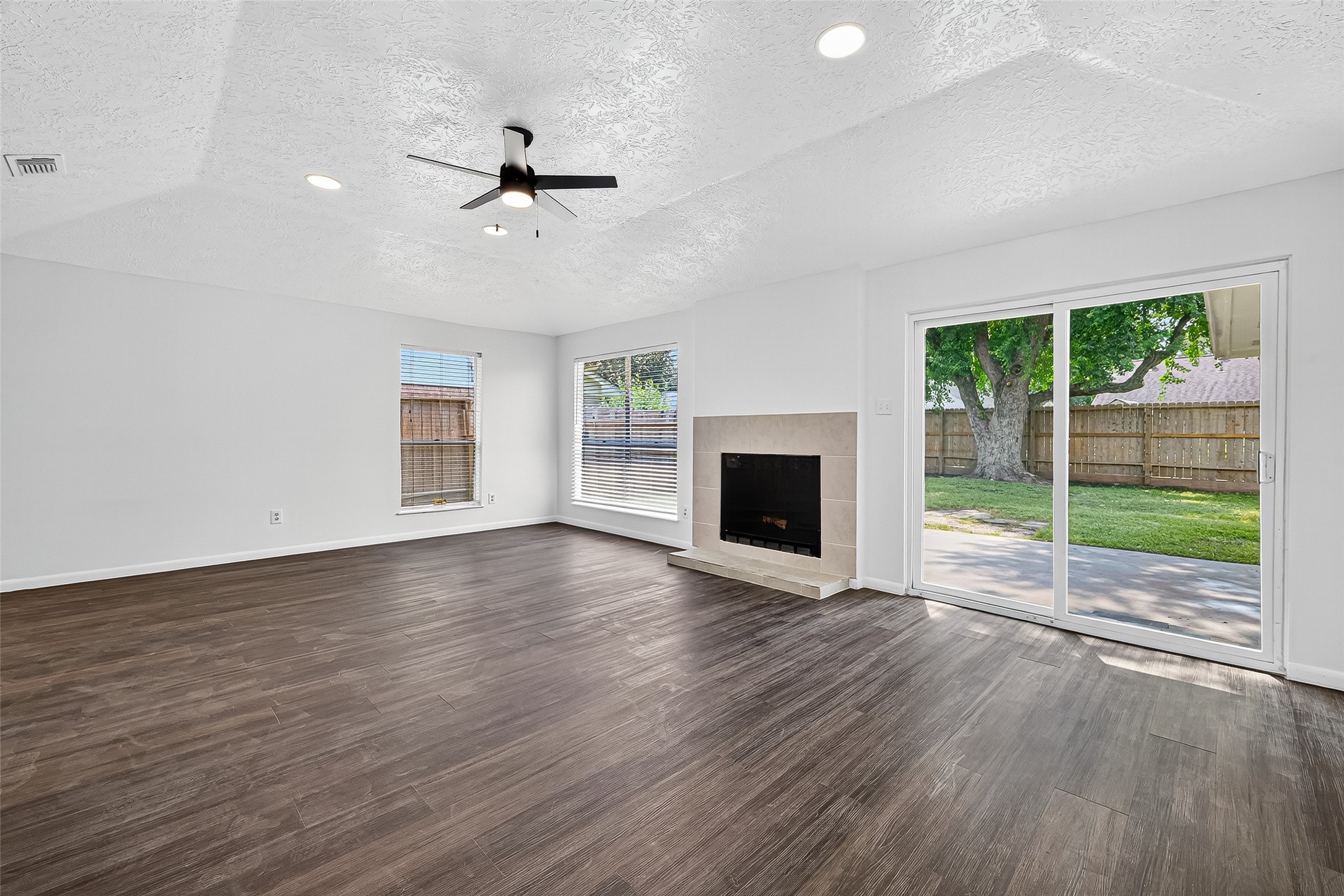 2403 Barrington Place Drive Sugar Land TX 77478