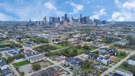 2815 Live Oak Street Houston TX 77004