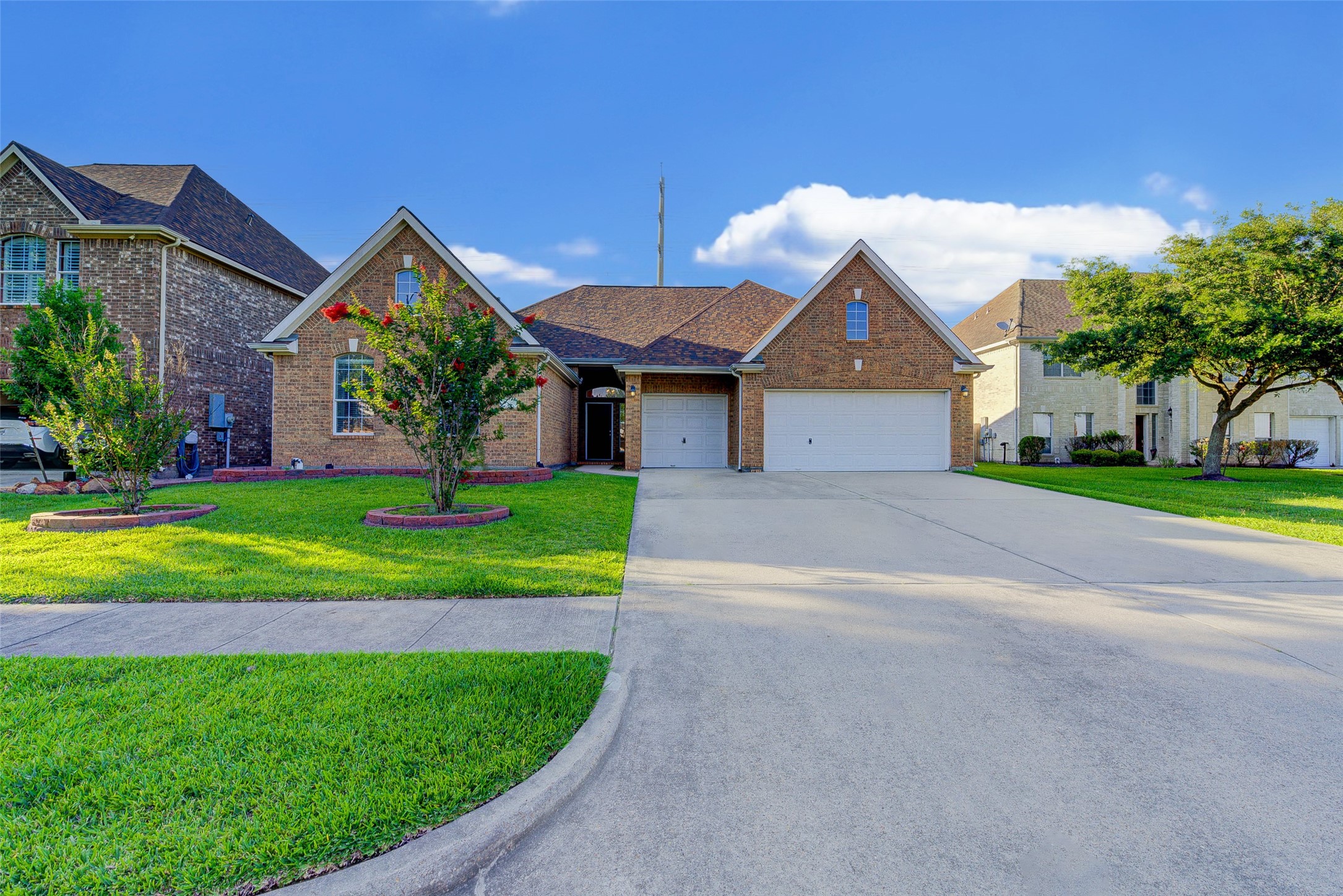 2706 Street Elmos Fire Deer Park TX 77536