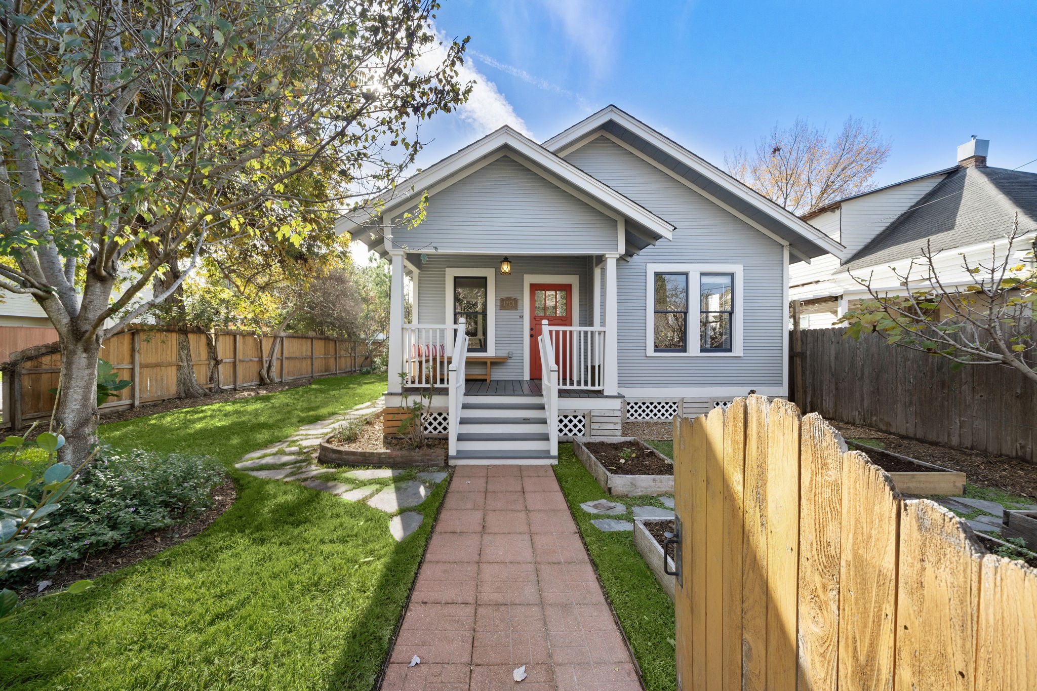 1701 Shearn Street Houston TX 77007