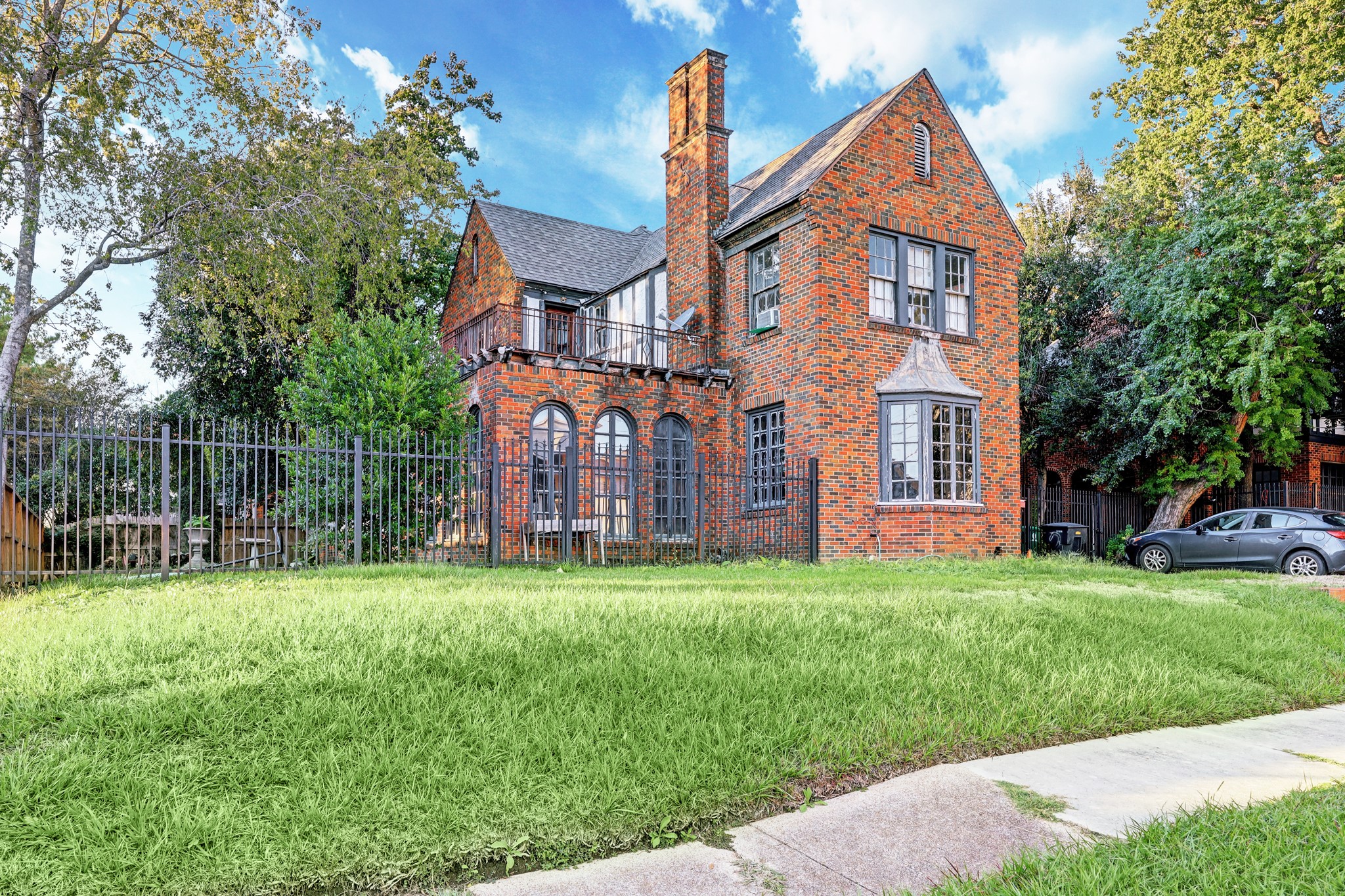 5116 Chenevert Street Houston TX 77004