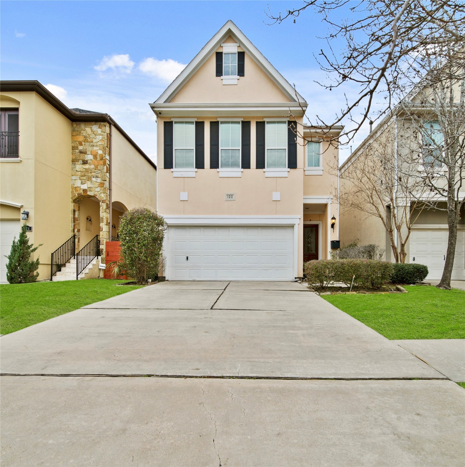 122 White Drive Bellaire TX 77401