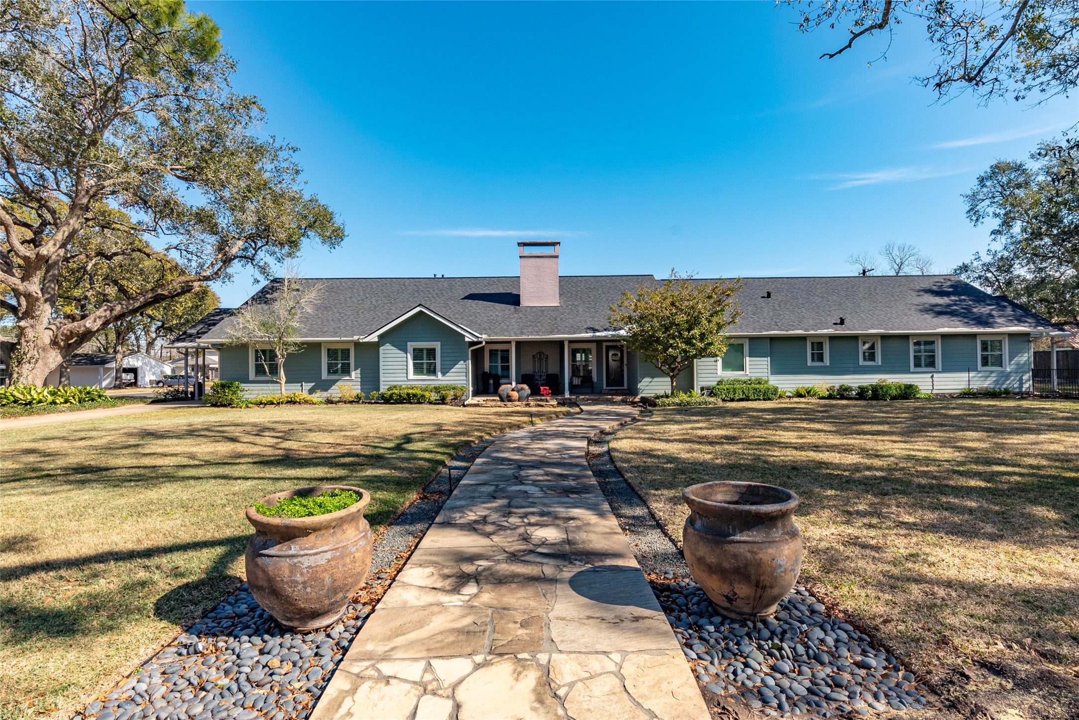 512 Avenue B El Campo TX 77437